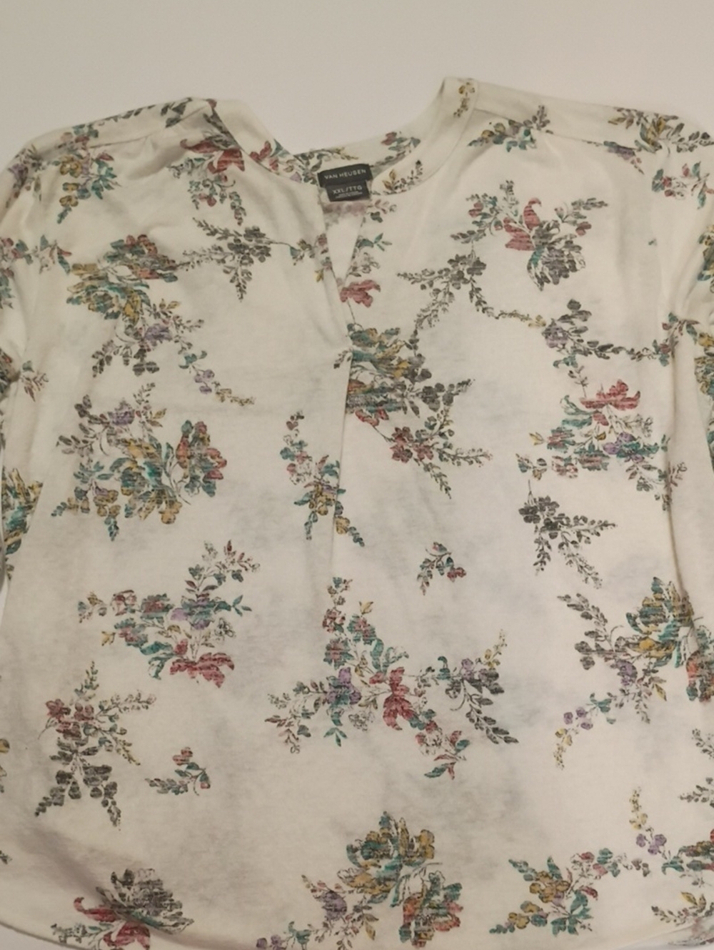 Van Heusen Cream Floral V-Neck Light Knit Sweater